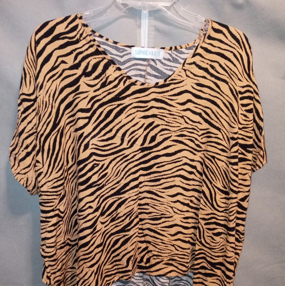 Women's Sz Large Sophie & Kate Tiger Print Top
